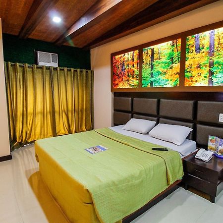 Hotel Dream World Quezon City Extérieur photo